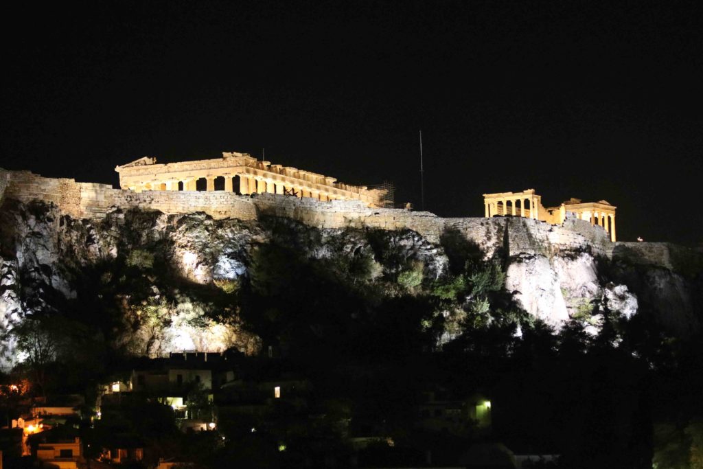 acropolis-at-night
