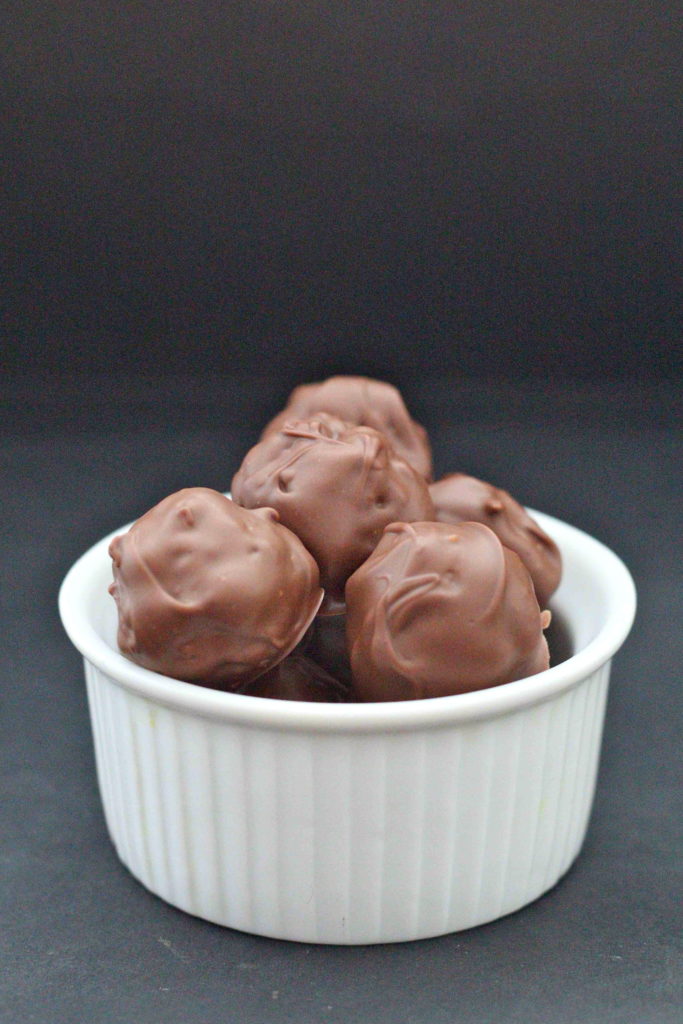 Chocolate Krispies Hazelnut Balls